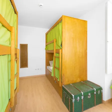 Hostel Insua