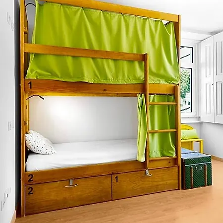 Insua Auberge de jeunesse *