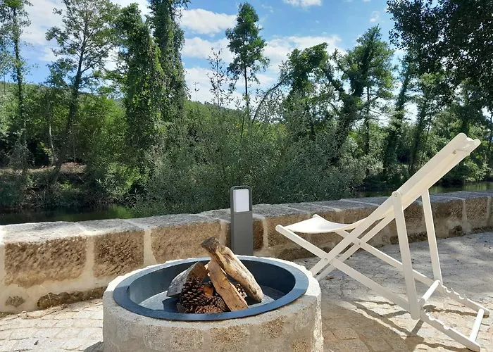 Insua بيت شباب